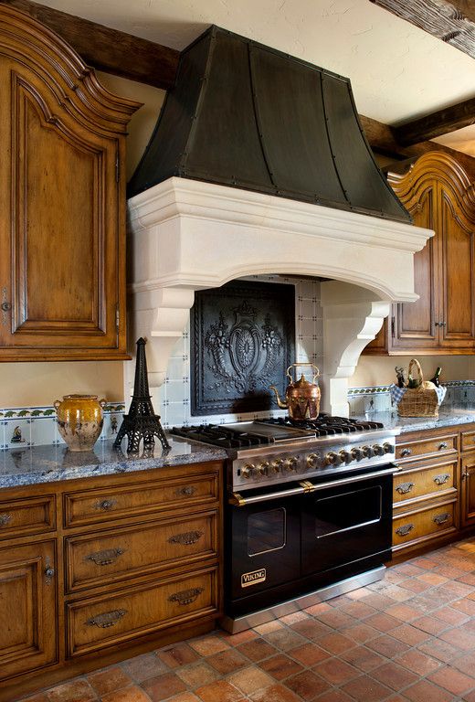 Elegant Vent Hoods Designs Perfect For Any Kitchen-homesthetics (25)