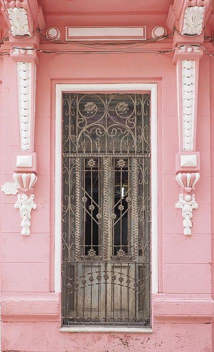 Top 20 Out Of This World Magical Door Designs-homesthetics (8)