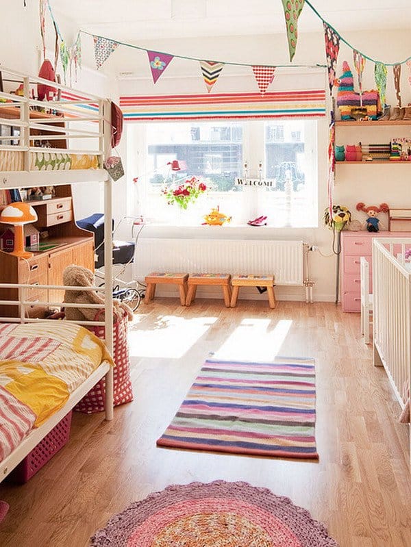 #4 DOUBLE DECKER BEDS IN THIS ROOM WITH ENOUGH SPACE FOR BABY'S CRIB