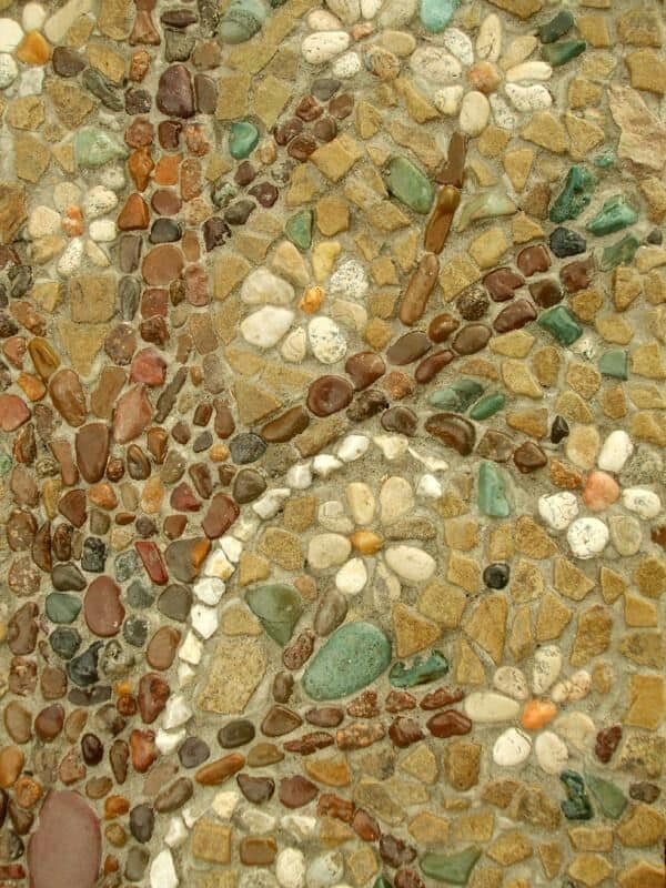 30 Garden Pathway Pebble Mosaic Ideas For Your Home Surroundings (24)