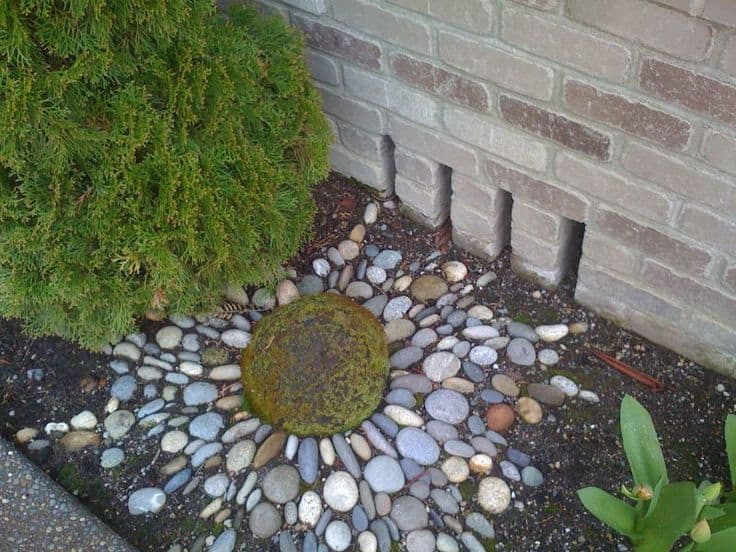 30 Garden Pathway Pebble Mosaic Ideas For Your Home Surroundings (26)