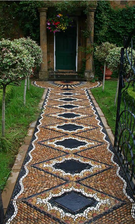 30 Garden Pathway Pebble Mosaic Ideas For Your Home Surroundings (3)