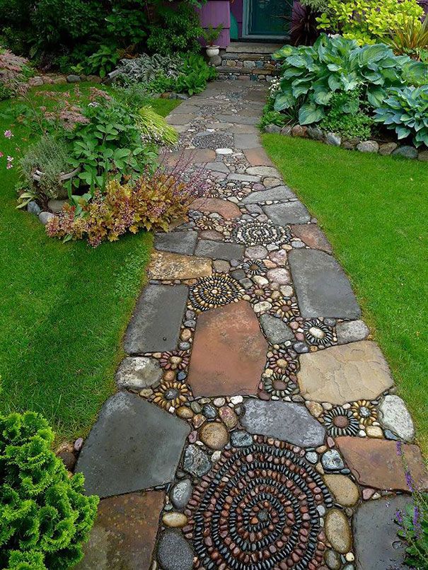 30 Garden Pathway Pebble Mosaic Ideas For Your Home Surroundings (8)