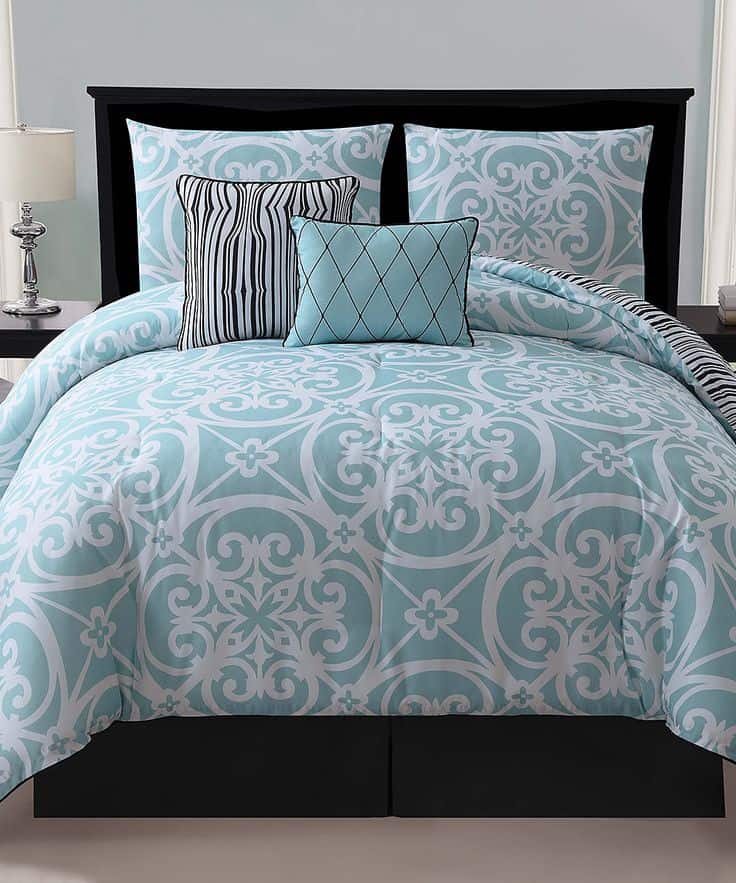 #11 stripe and floral pattern comforter