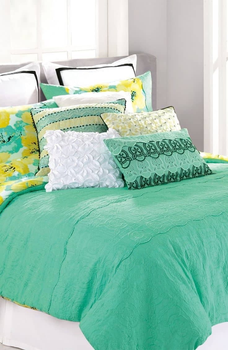 #12 fresh green comforter set