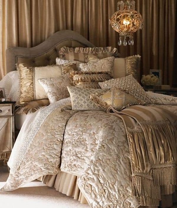 #23 luxury comforter set