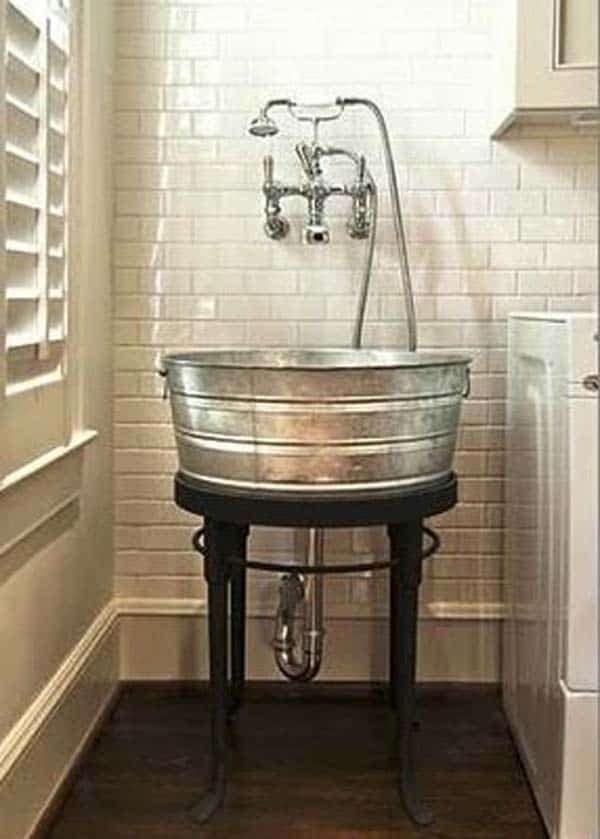 #3 CREATE A BEAUTIFUL INDUSTRIAL GALVANIZED SINK IN THE BATHROOM