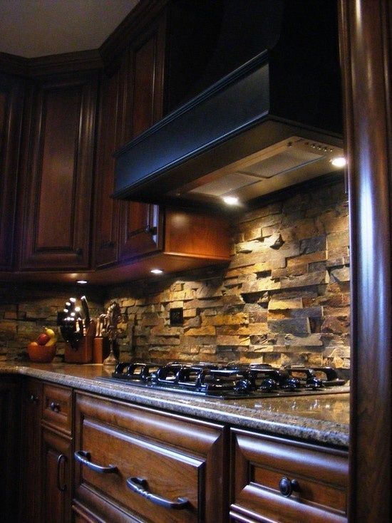 34 Gorgeous Kitchen Cabinets For An Elegant Interior Decor Part 1- Wooden Doors (2)