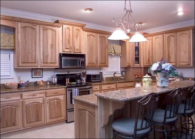 34 Gorgeous Kitchen Cabinets For An Elegant Interior Decor Part 1- Wooden Doors (26)