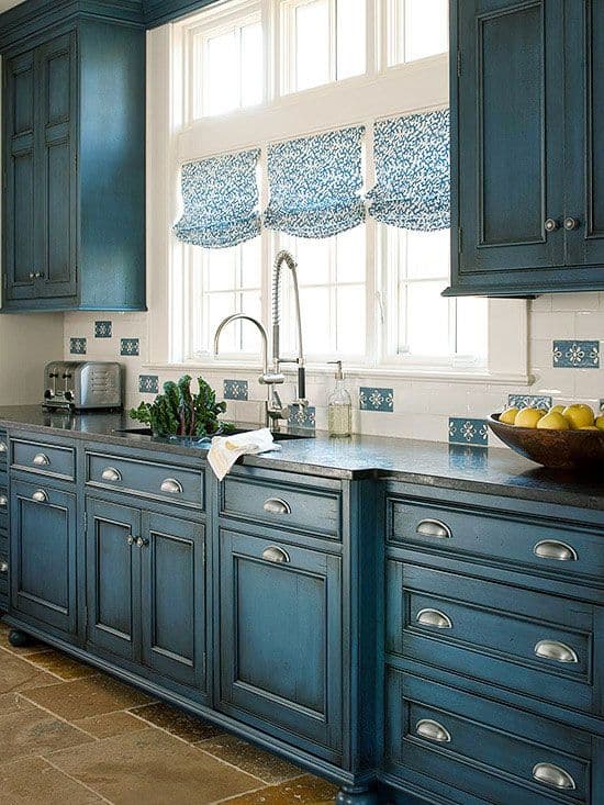 34 Gorgeous Kitchen Cabinets For An Elegant Interior Decor Part 1- Wooden Doors (31)