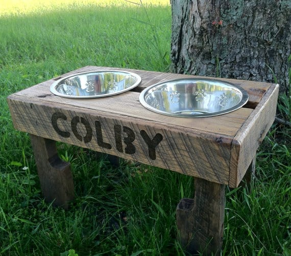 #48 Reclaimed wood dog feeding station with rustic look