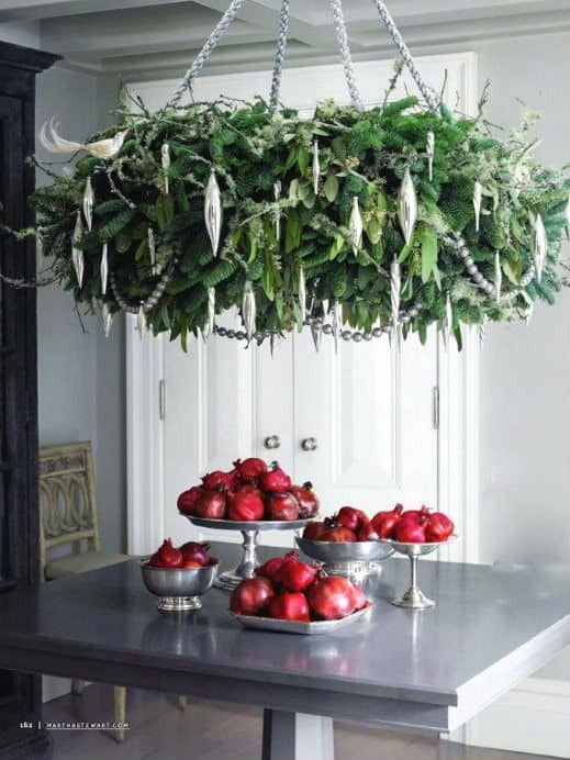 17 Gorgeous Christmas Chandelier For A Yuletide Home Decor (10)