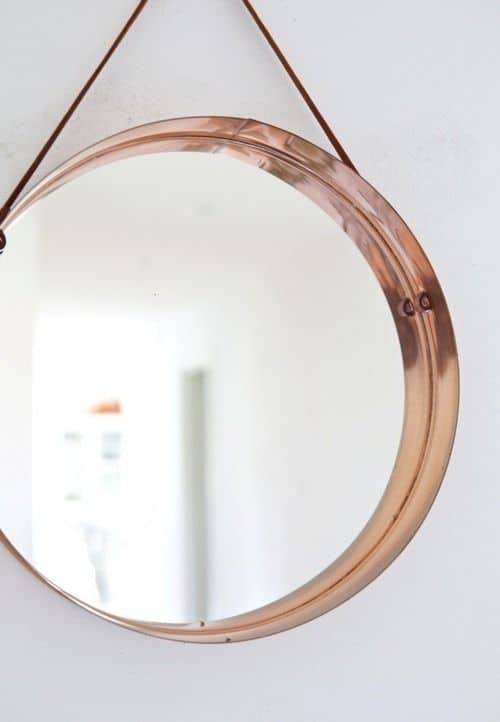 REDESIGN THE EDGE OF AN OLD MIRROR WITH A COPPER MAKEOVER