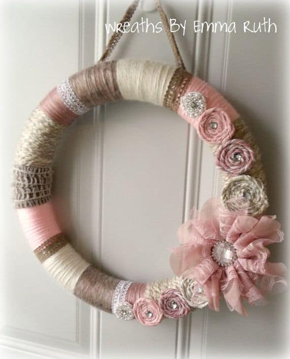 22 Awesomely Shabby Chic Christmas Wreath That Can Be Used All Year Round (17)