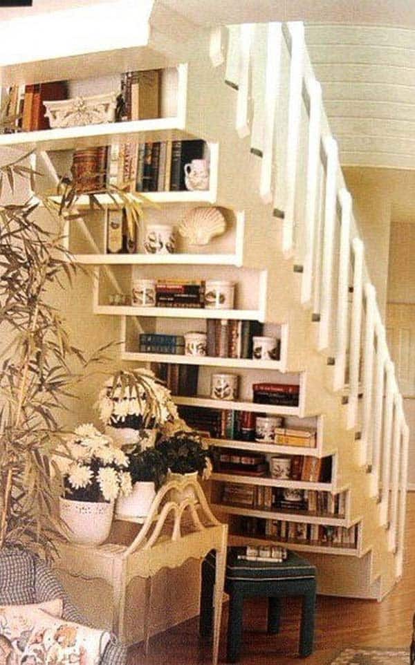 #18 CREATE BOOKSHELVES UNDER YOUR STAIRCASE