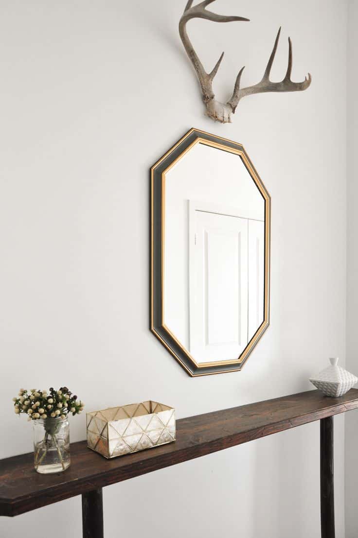 18 Elegant Entryways with Captivating Mirrors-Homesthetics