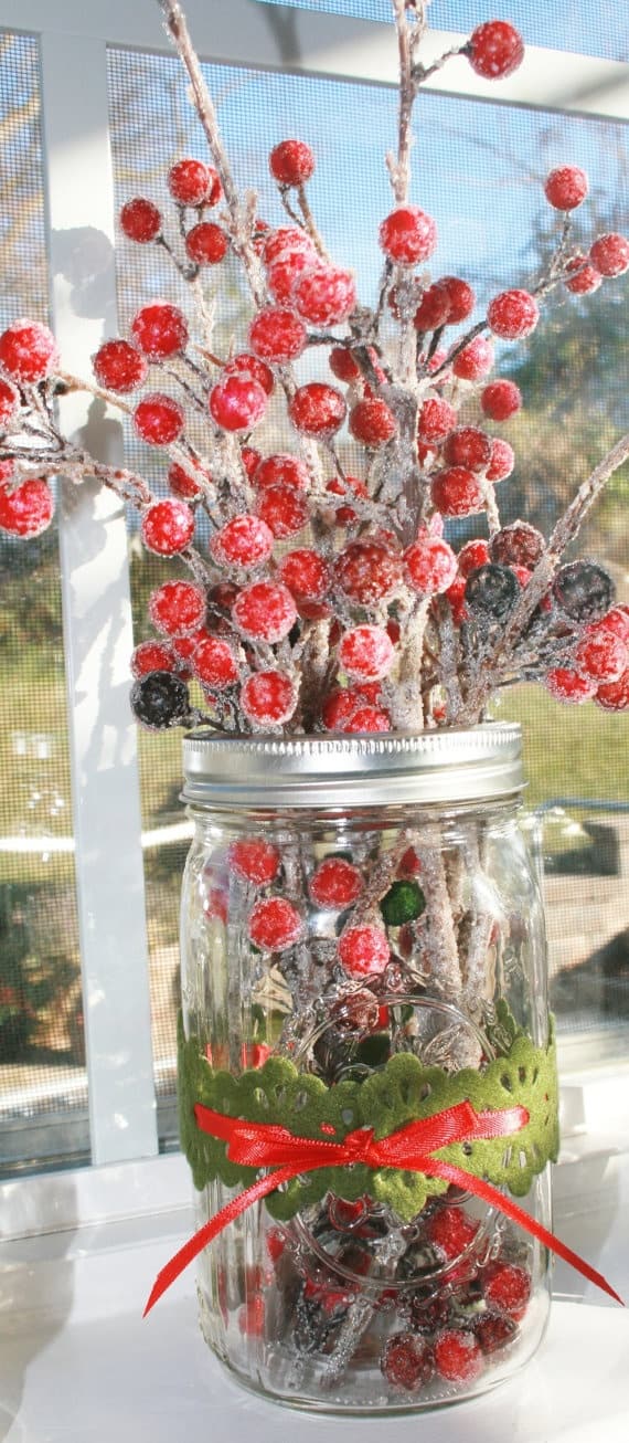 18 Captivating DIY Christmas Mason Jars (8)