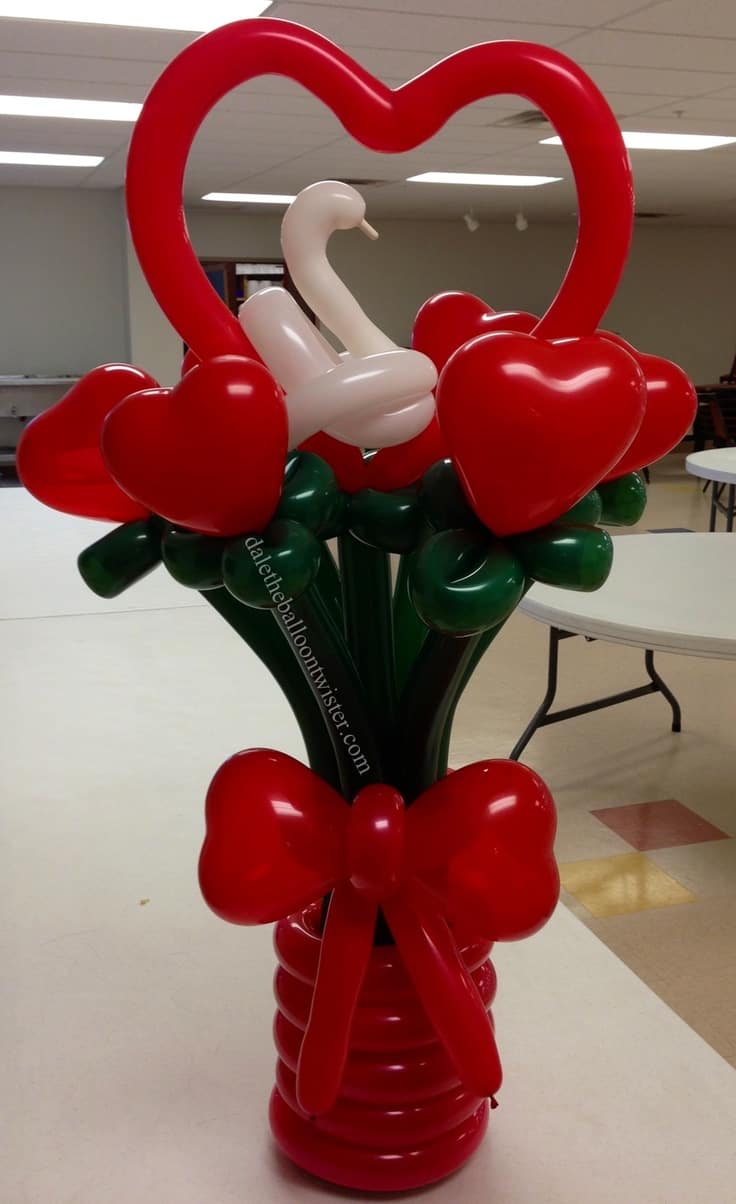 25 Mind-boggling Balloon Decorating Craft Ideas Suited For Any Event (16)