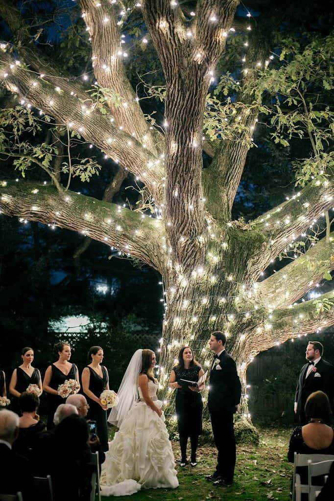 26 Stunningly Beautiful Decor Ideas For Indoor And Outdoor Weddings (21)