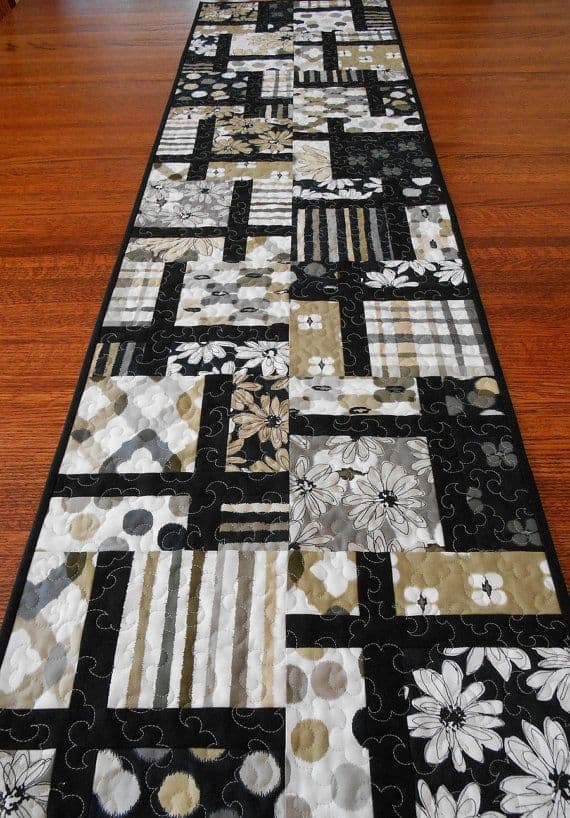 17-diy-quilted-table-runner-ideas-for-all-year-round