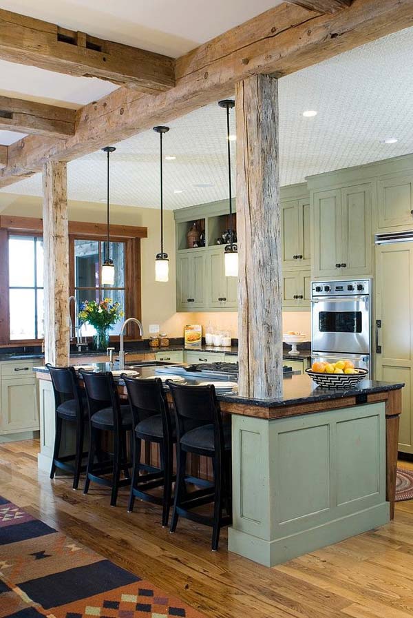 RAW WOODEN STRUCTURE DEFINING A SPLENDID KITCHEN