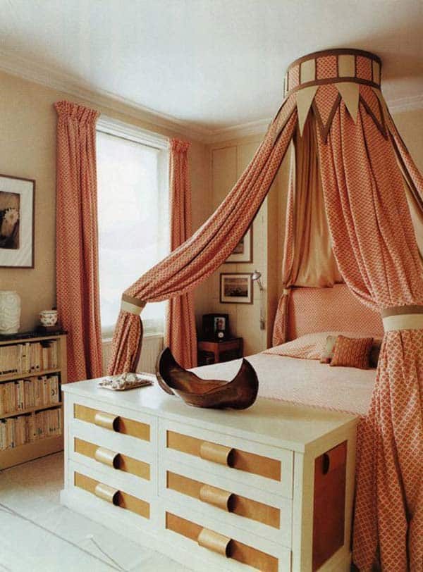 32 Super Cool Bedroom Decor Ideas for The Foot of the Bed homesthetics decor (28)