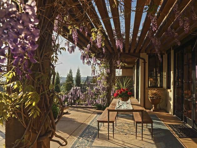 44 Inspiring Pergola Ensembles For Your Backyard & Pergola Types Explained homesthetics decor (26)