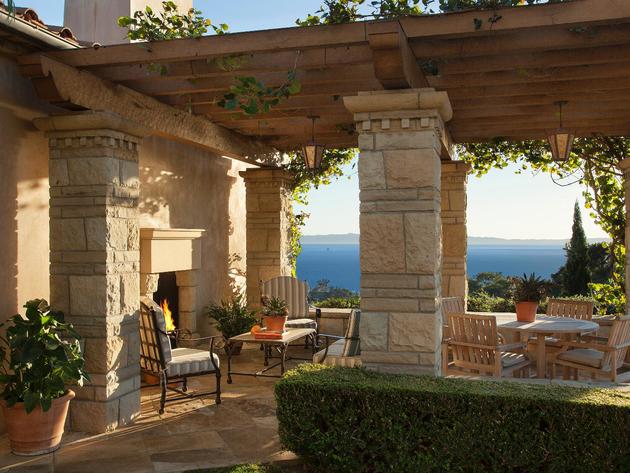 44 Inspiring Pergola Ensembles For Your Backyard & Pergola Types Explained homesthetics decor (27)