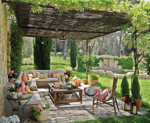 44 Inspiring Pergola Ensembles For Your Backyard & Pergola Types homesthetics dream pergolaExplained (9)