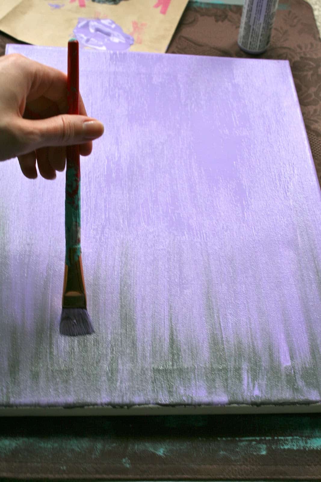 10. LEARN DIFFERENT TECHNIQUES OF APPLYING A COLORED GROUND