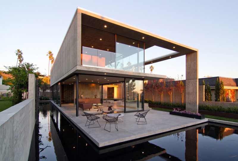 Modern-Mansion-Featuring-Exposed-Concrete-Cresta-Residence-in-San-Diego-California-USA-homesthetics-2