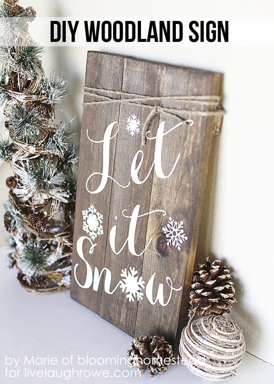 #12. DIY WOODLAND SIGN PERFECT FOR THE HOLIDAY SEASON