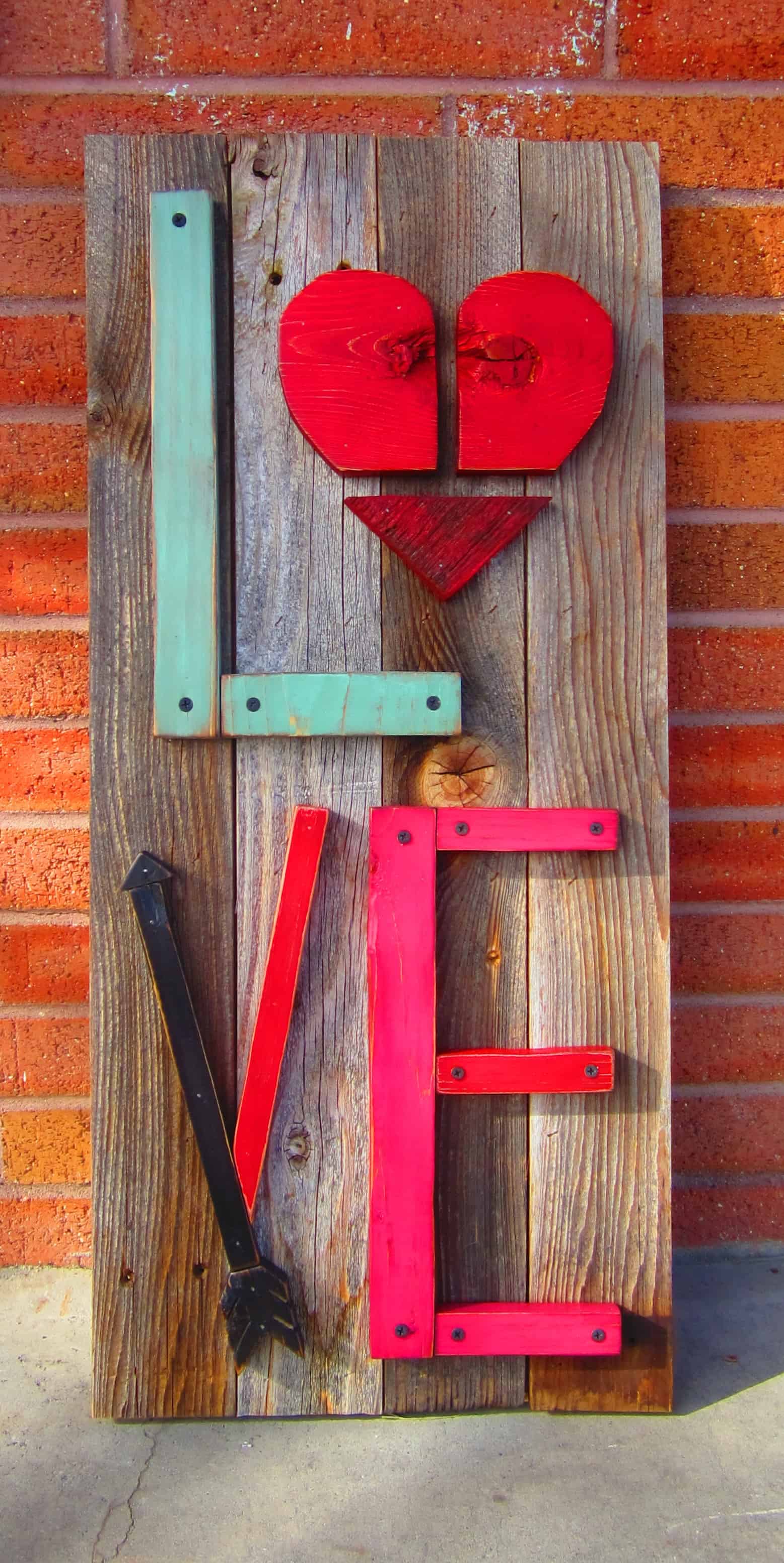 #80. VALENTINE'S DAY GIFT WOODEN PALLET