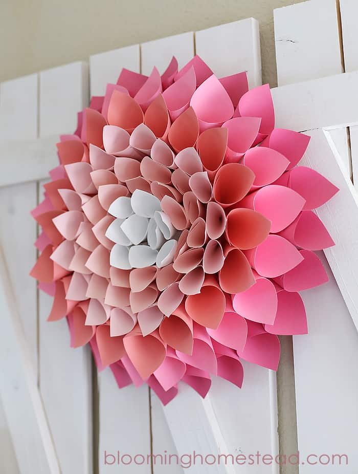 PAPER BLOOMING FLOWER WREATH