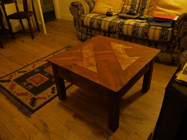 PALLET WOOD COFFEE TABLE