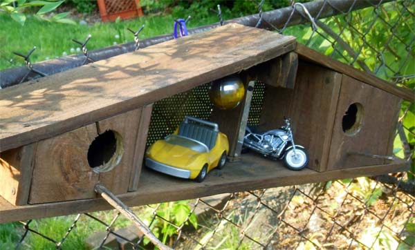 Simple_and Ingeniou_ DIY_Birdhouse_Ideas_for_Your_ Garden_homesthetics_diy (15)