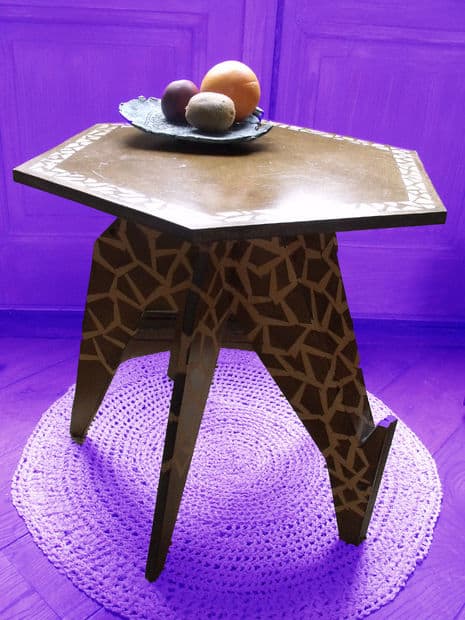 GIRAFFE COFFEE TABLE