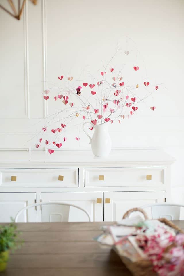 VALENTINE’S DAY BRANCH TREE