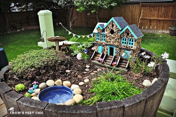 16 Do-It-Yourself Fairy Garden Ideas For Kids (6)
