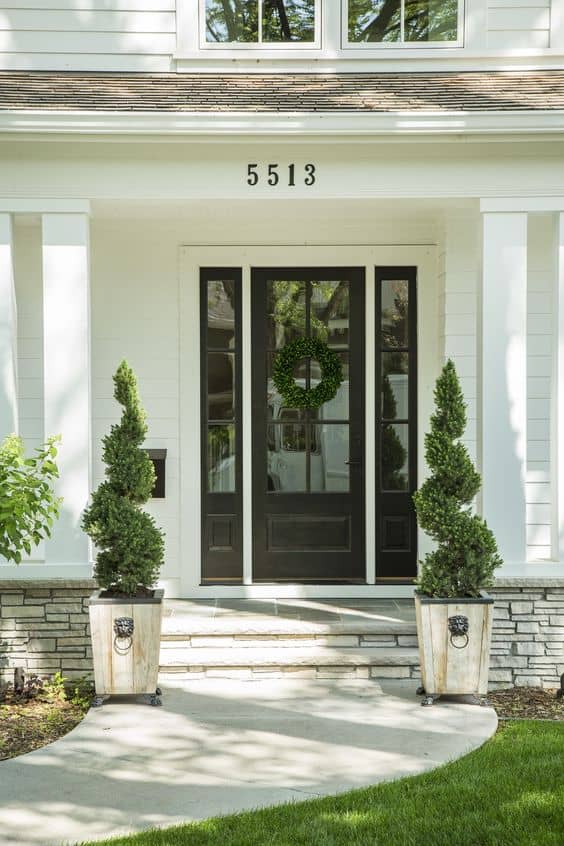 17 Curb Appeal Ideas To Enhance and Draw Attention To The Front Of Any Home (4)