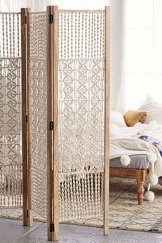 Top Ten DIY Room Dividers for Privacy in Style-homesthetics (2)
