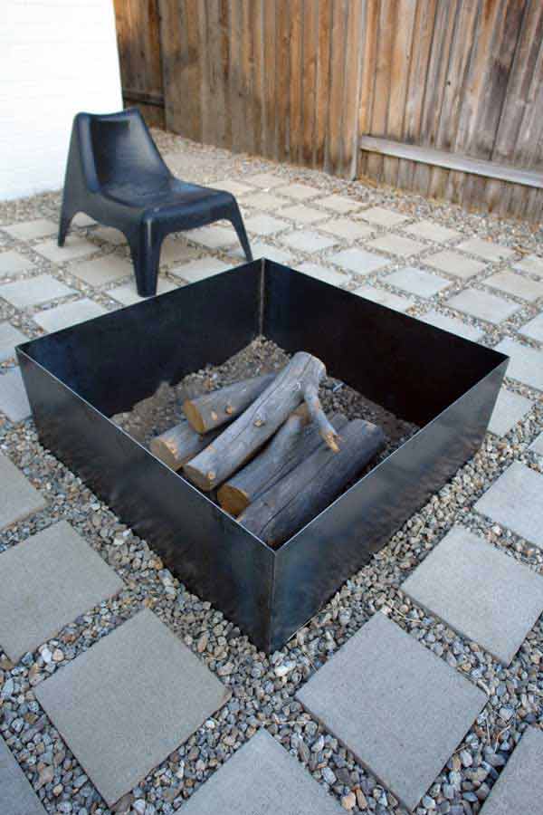 MINIMALIST DIY FIRE PIT DESIGN IN NEUTRAL DECOR