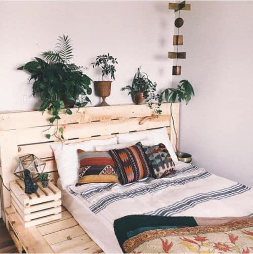 PALLET BED FRAME KEPT IN NATURAL HUES