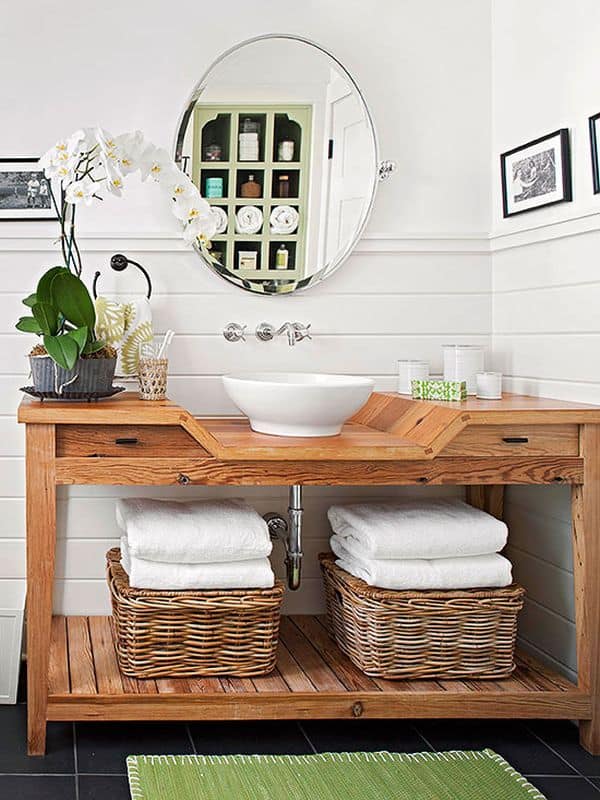 bathroom-towels-stock