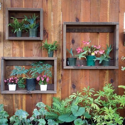 17 Brilliant Planter Stand Alternatives to Transform Your Backyard homesthetics (7)