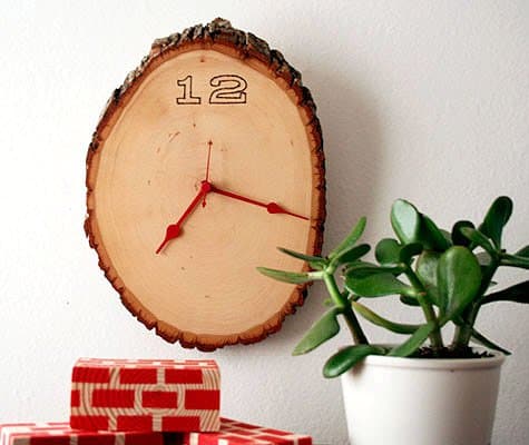 DIY-wednesdays-wood-clock-project