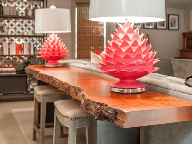 How To Decorate Your Living Room With Sofa Tables