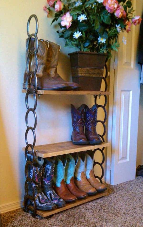 31 Epic Horseshoe Crafts to Consider In a Vibrant Rustic Decor (19)