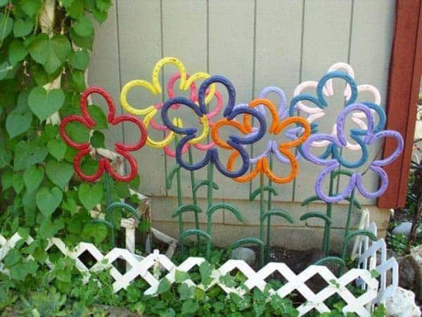 31 Epic Horseshoe Crafts to Consider In a Vibrant Rustic Decor (21)