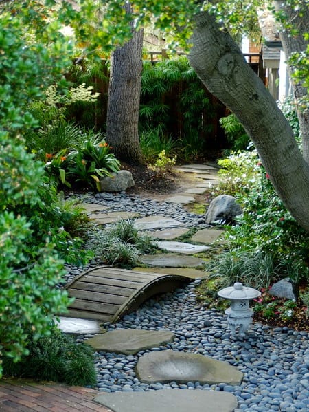Rock Garden Ideas To Implement In Your Backyard-homesthetics (8)